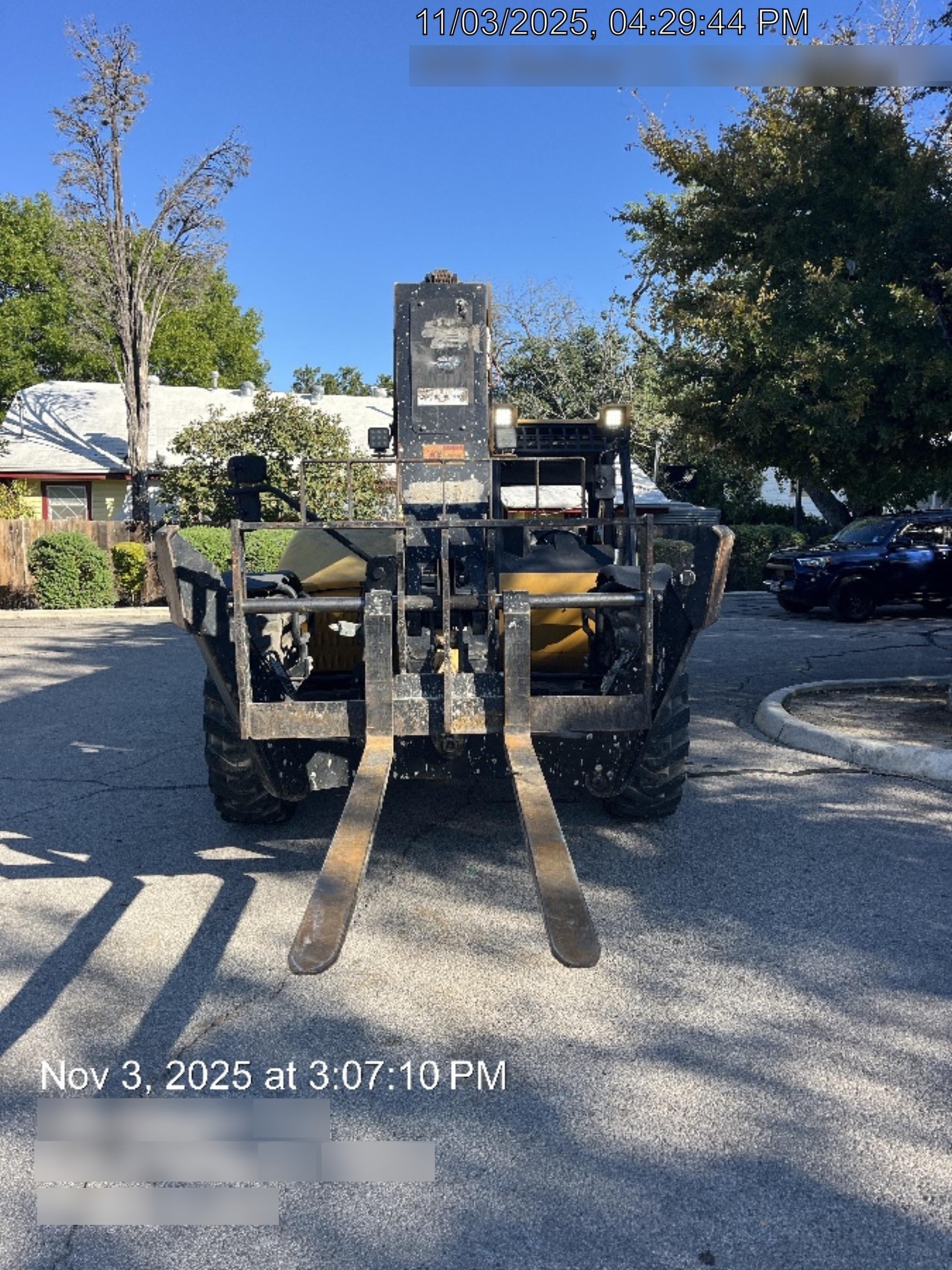 2022 SANY STH1056