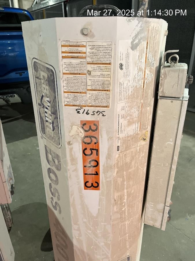 2023 LB WHITE BOSS 400 DF