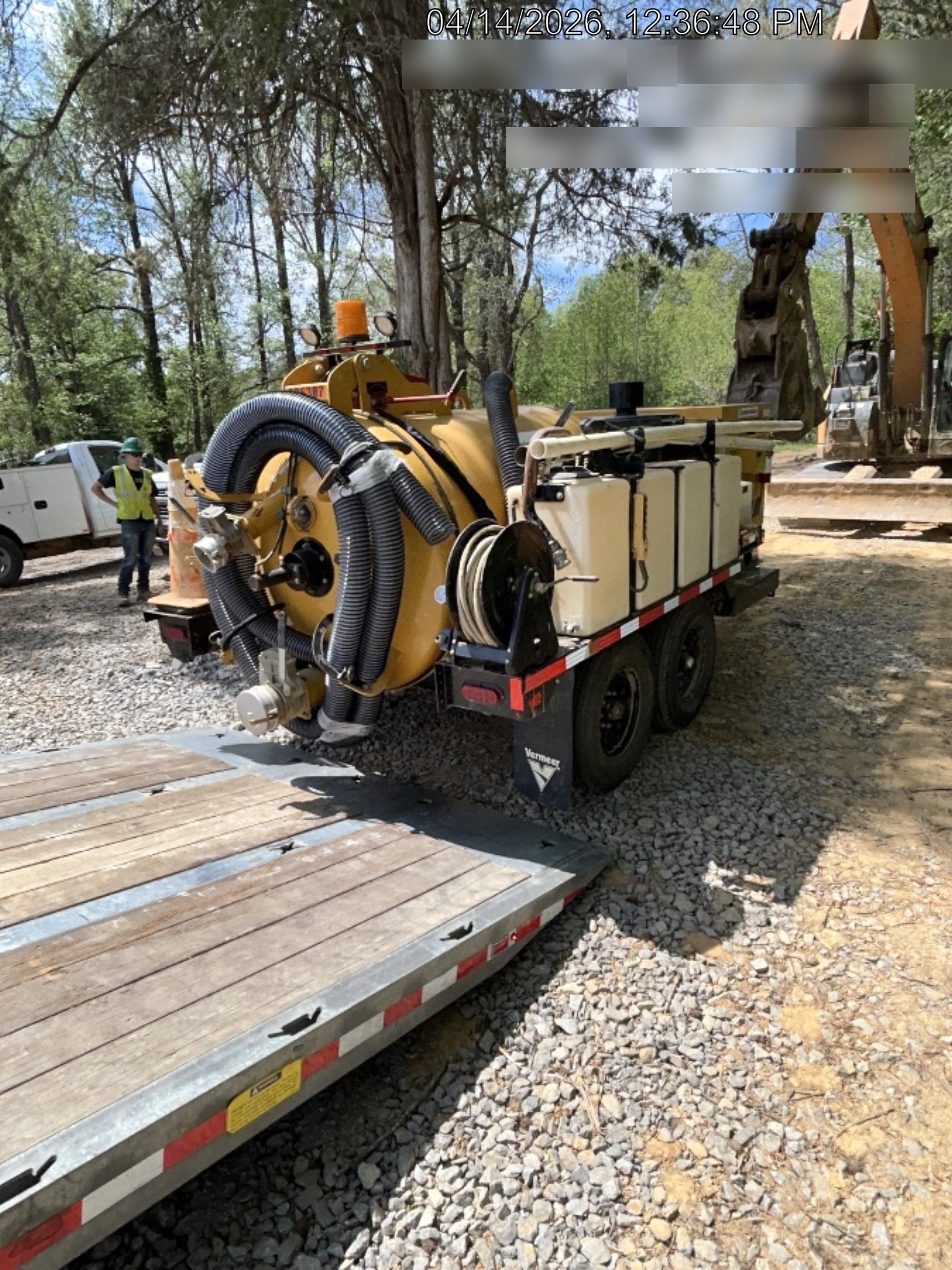 2023 Vac-Tron LP573XDT T4 Koehler Diesel Engine, 500 Gallon Debris Tank, x2 100 Gallon Water Tanks