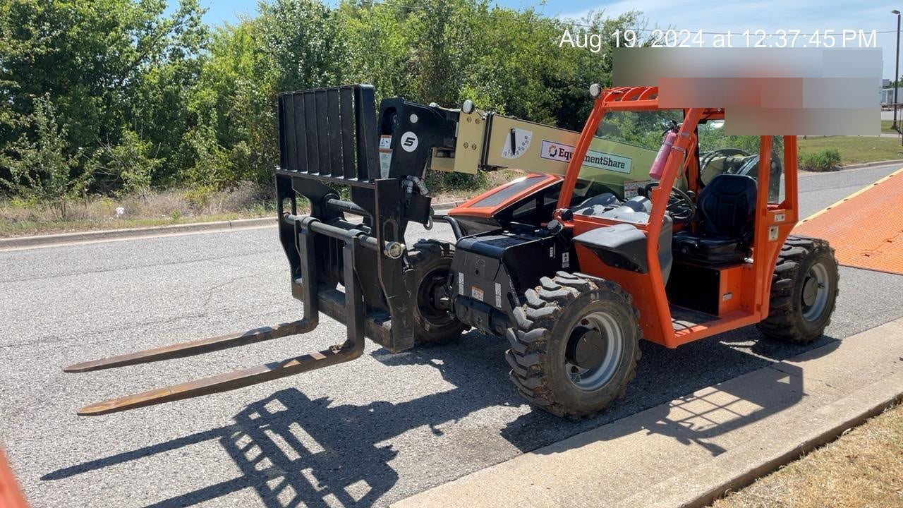 2022 JLG G5-18A