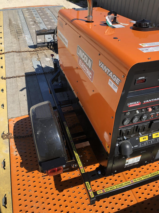 2021 Lincoln Electric Vantage 322 Vantage 322 Ready Pak 3 w/ Decals, ORANGE (includes trailer, cable rack, fender light kit) NO Telematics