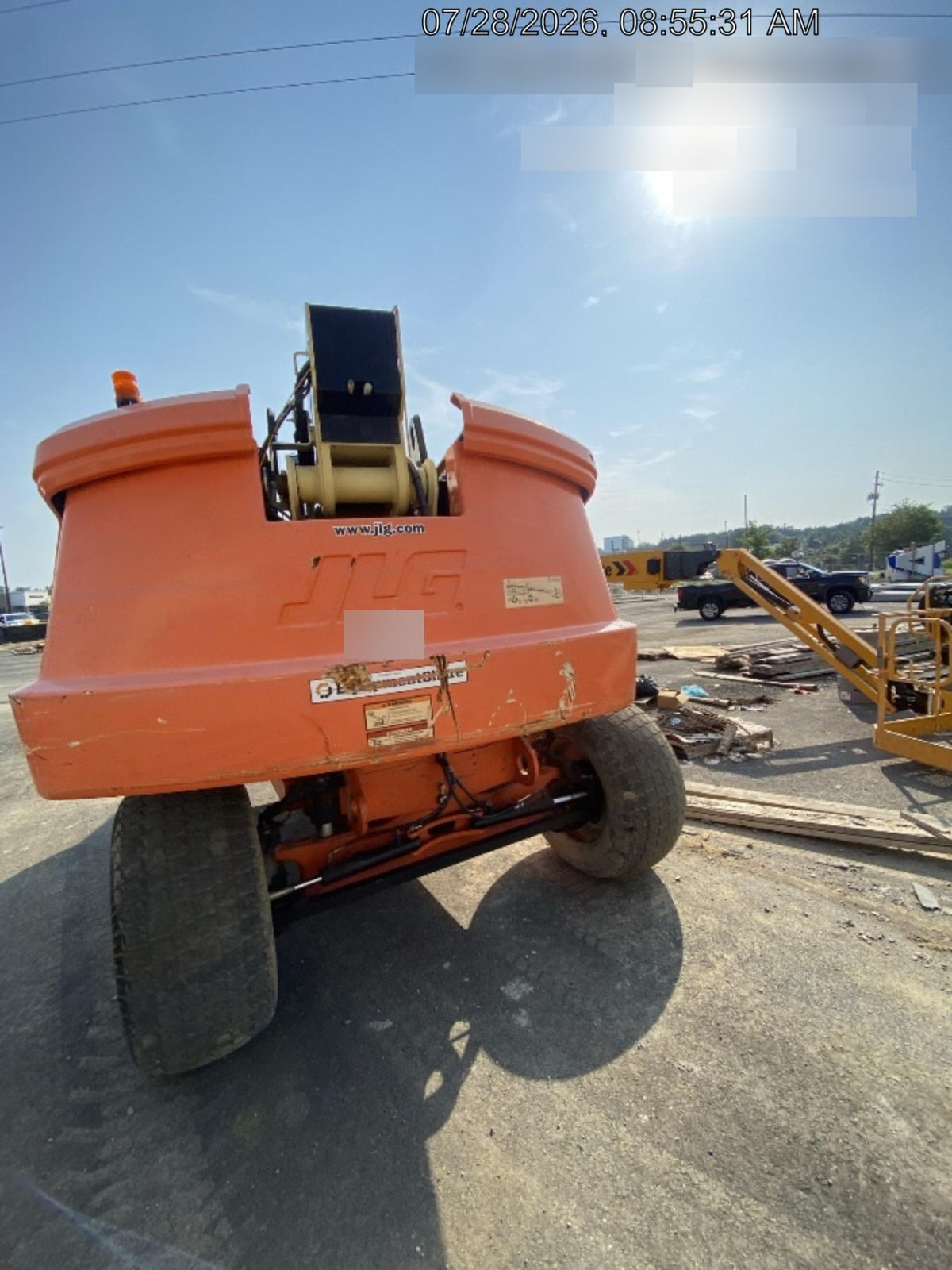 2020 JLG 660SJ