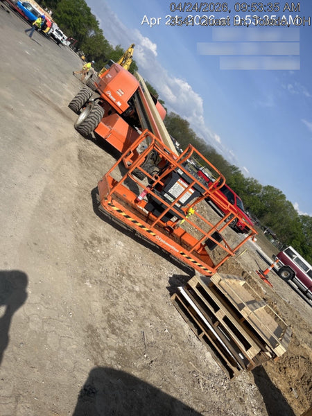 2022 JLG 600S