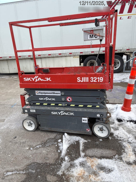 2016 Skyjack SJIII-3219 Standard Rental Specs