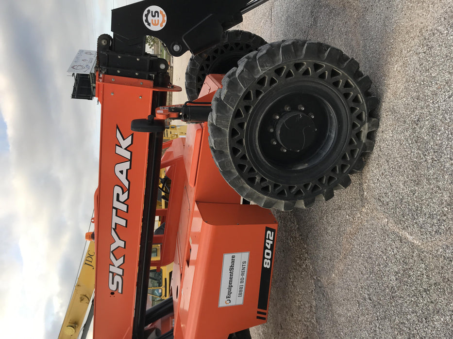 2019 SKYTRAK 8042