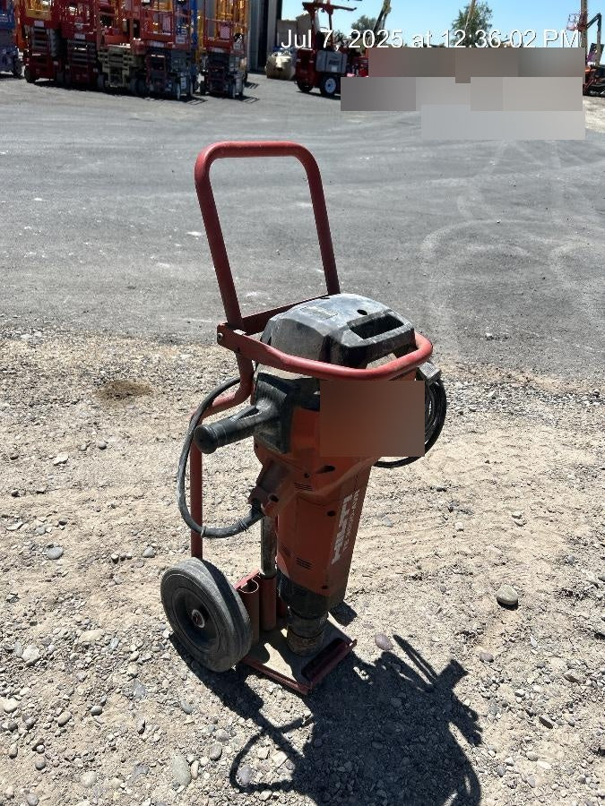 2023 HILTI TE 3000-AVR