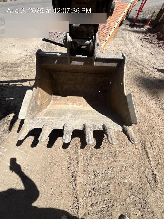 2022 GEITH 48" Bucket 25k - 35k - Geith