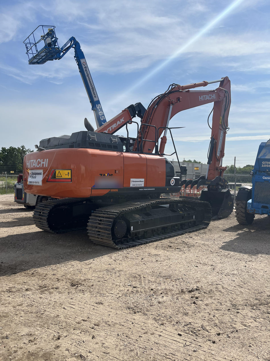 2023 HITACHI ZX300LC-6