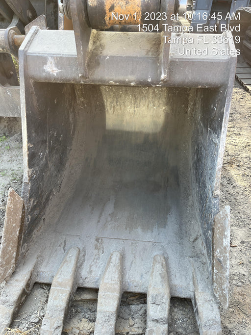 2017 WERK-BRAU 42" HD Bucket - Werk-Brau