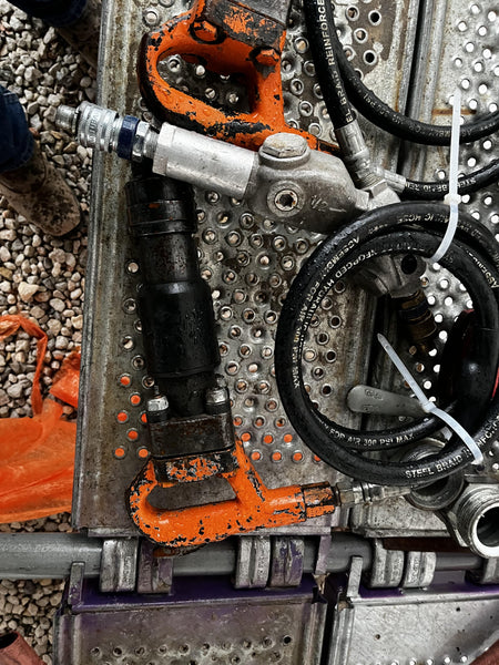 2020 MICHIGAN PNEUMATIC ES-CH3R-TRACKER