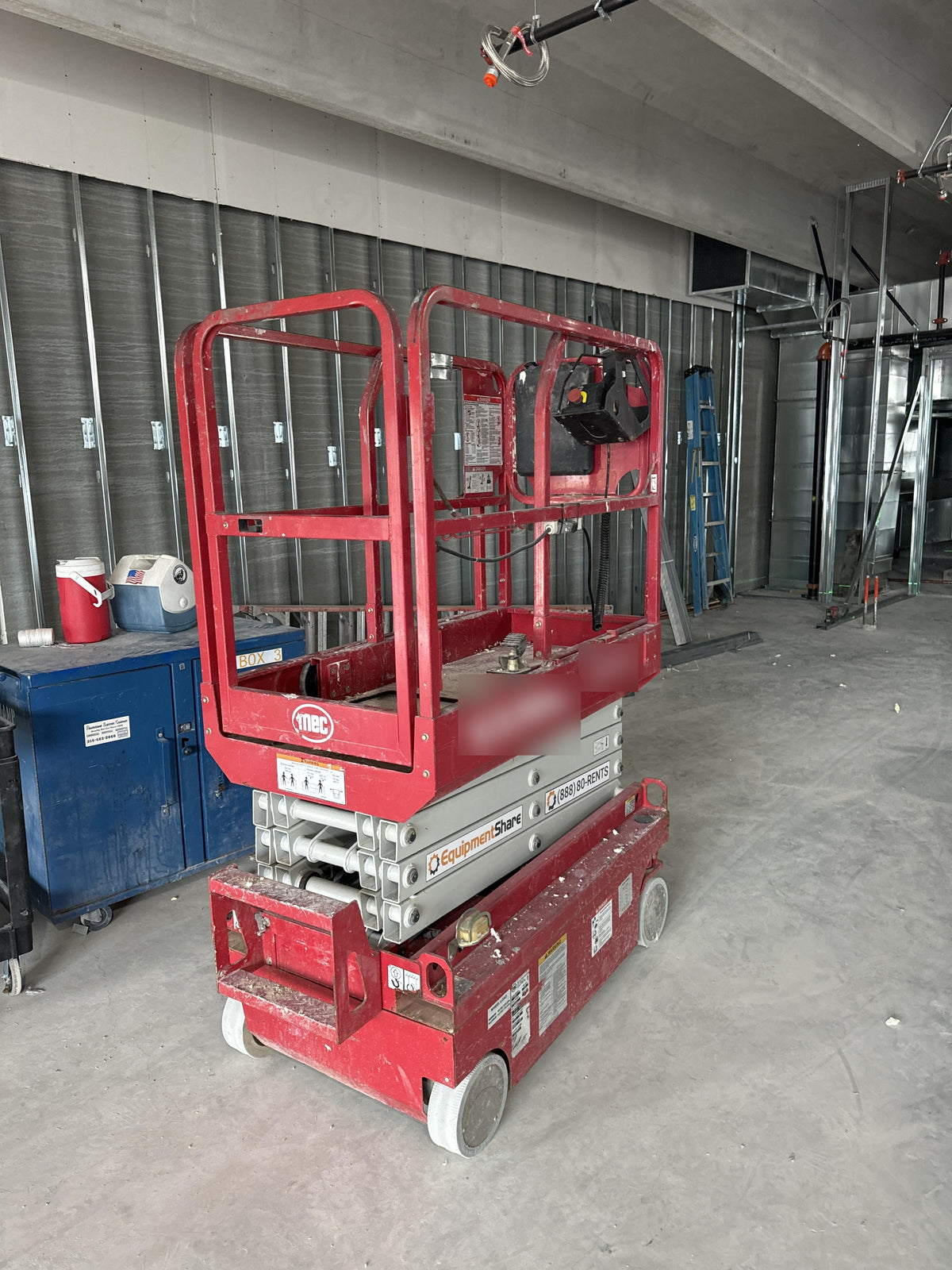 2019 MEC 1330SE MEC 1330SE w/ES Track Hardware, Full Extended 2 Year Warranty