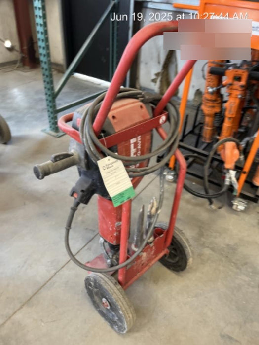 2021 HILTI TE 3000-AVR