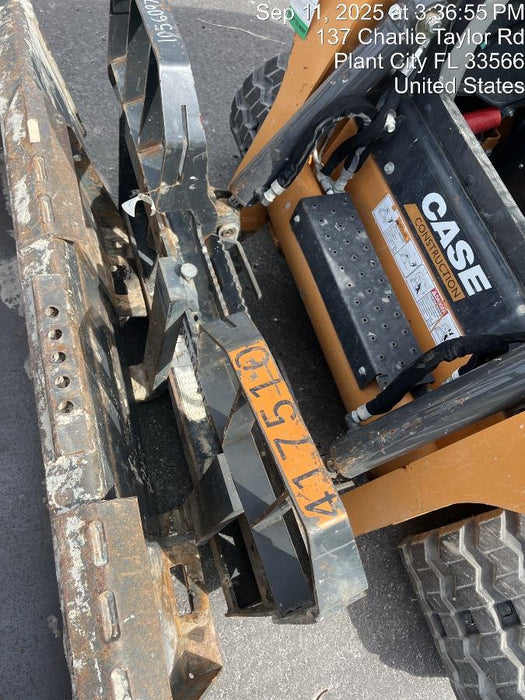 2024 BOBCAT 48" Pallet Forks - Bobcat