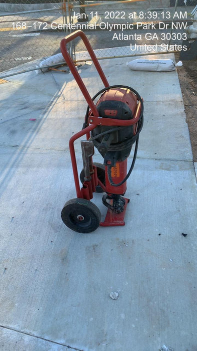 2020 HILTI TE 3000-AVR