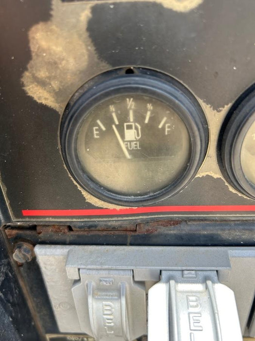 2019 Lincoln Electric Vantage 322 Lincoln Vantage 322 Welder w/Trailer, Light Kit, Cable Rack