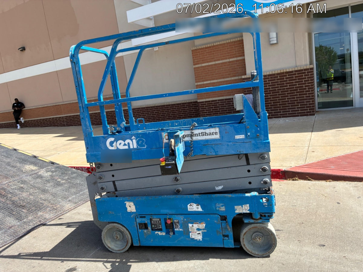 2019 Genie GS-1930 Fixed Rails with Chain Entry