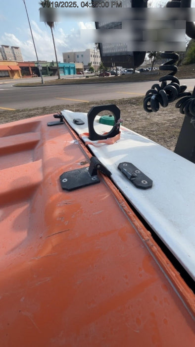 2024 Generac MLT2 Diesel, Flex Switch 120V Input, Powerzone Controller, 
(4) 320W LED Lights, 4kW Generator, 39.9 Gal Fuel Tank, 2" Ball, T3