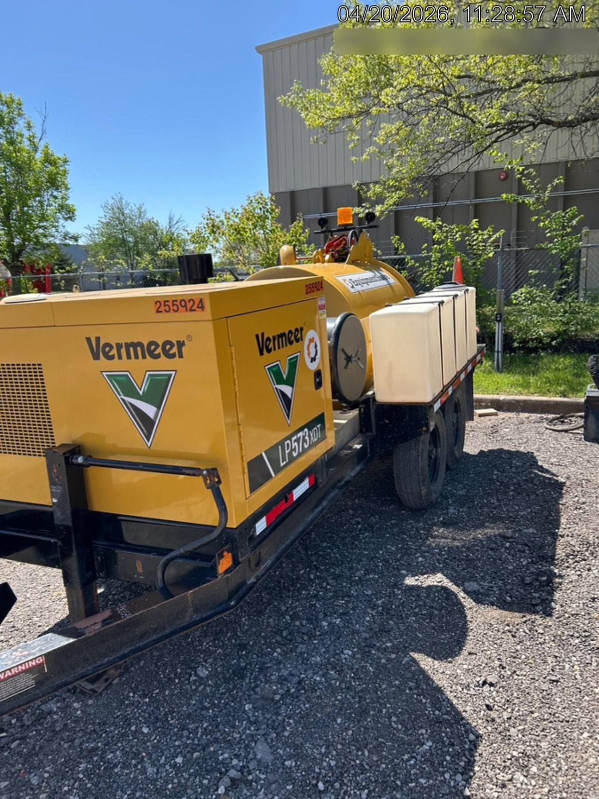 2022 VAC-TRON LP573XDT