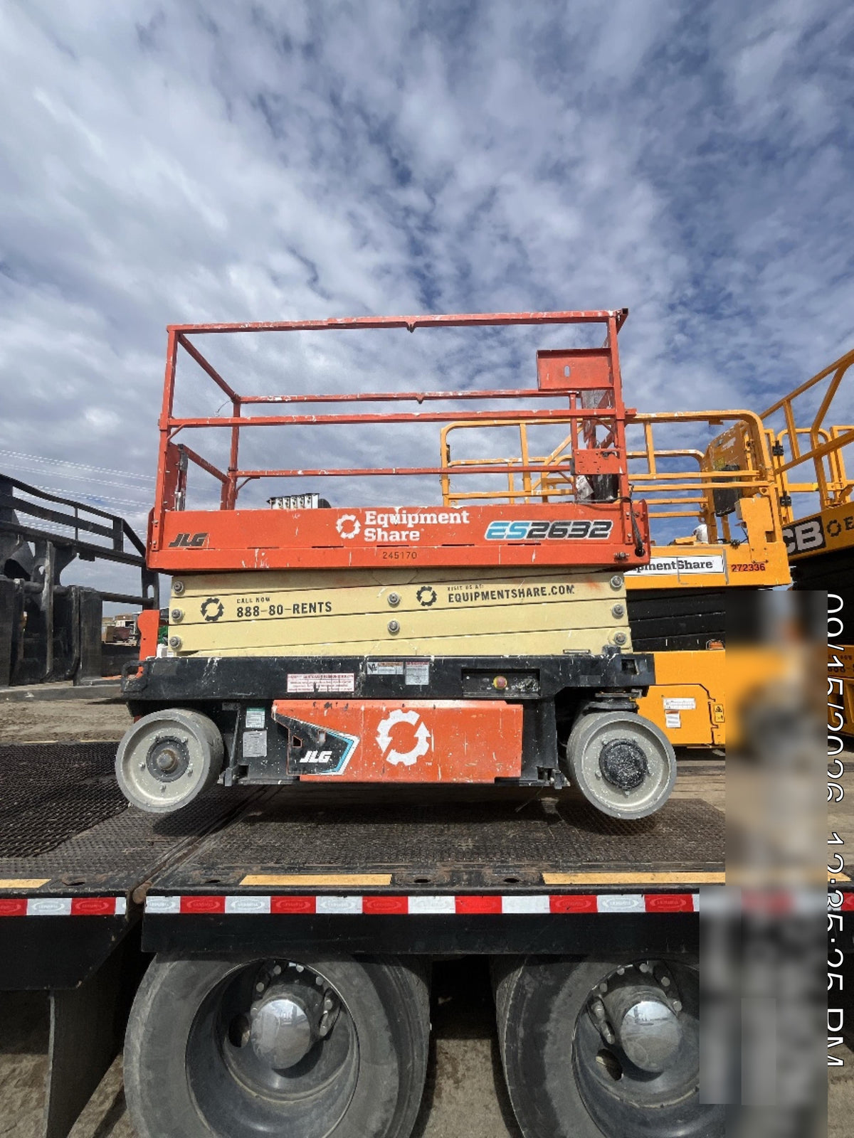 2022 JLG ES2632