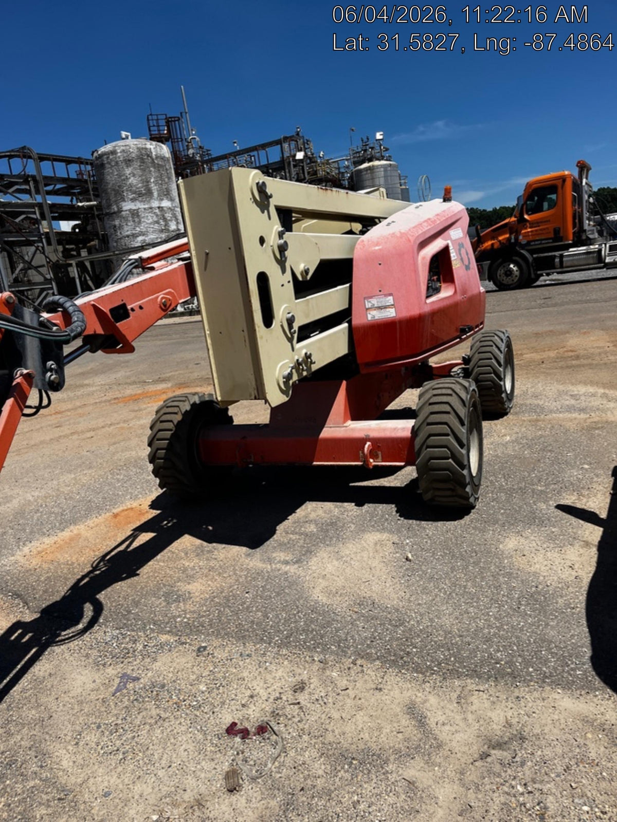 2019 JLG 450AJ
