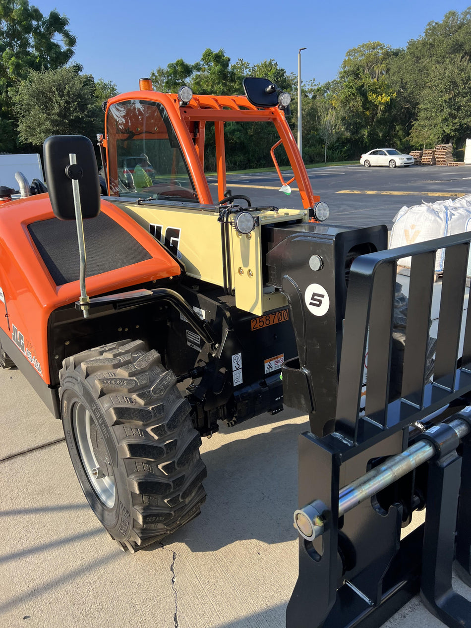 2022 JLG G5-18A