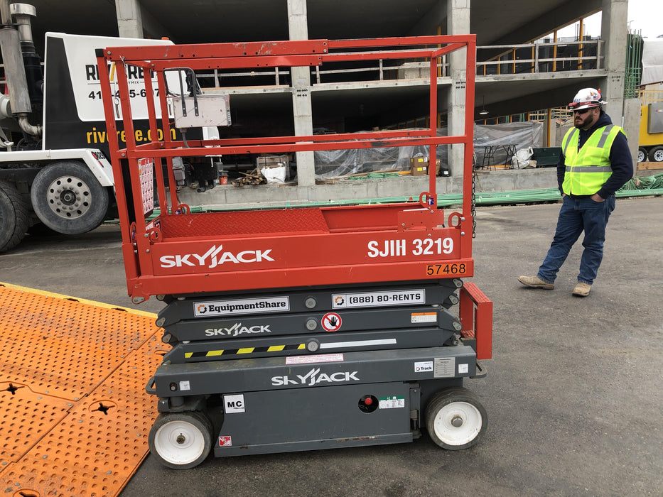 2018 Skyjack SJIII-3219 Standard Rental Specs