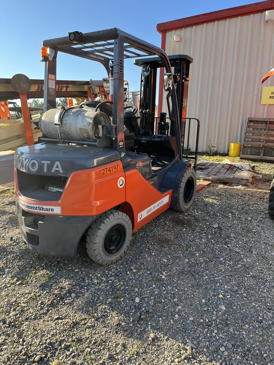 2022 TOYOTA 50-8FGU25