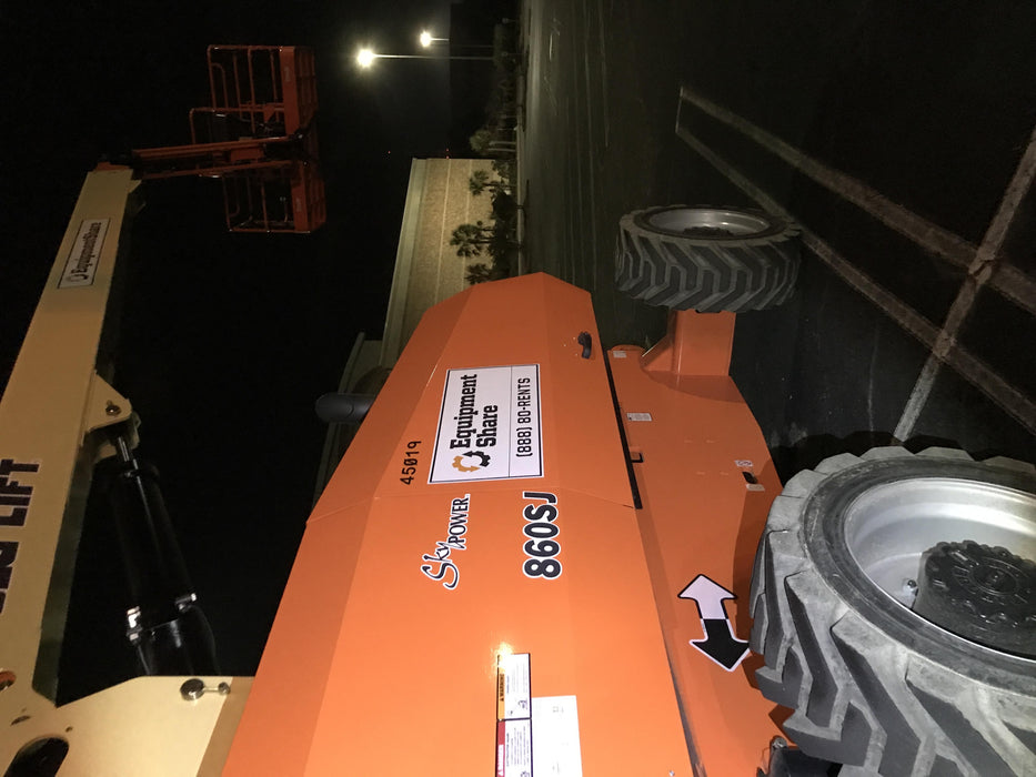 2019 JLG 860SJ