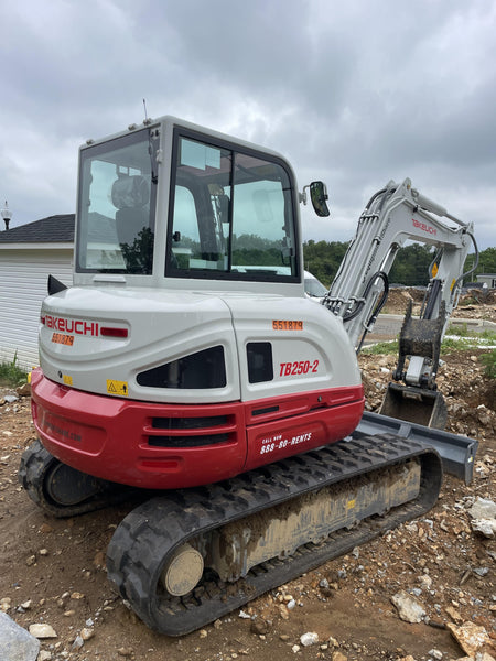 2025 TAKEUCHI TB250-2CR