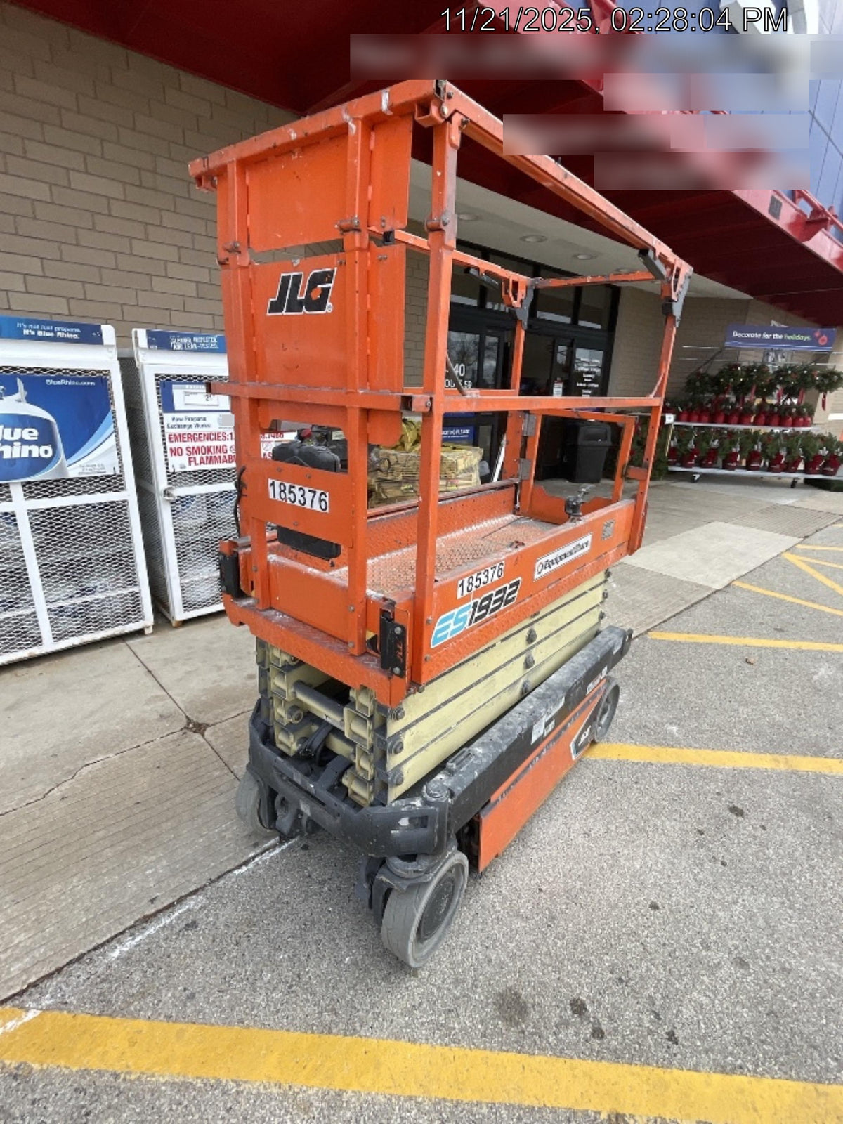 2021 JLG ES1932