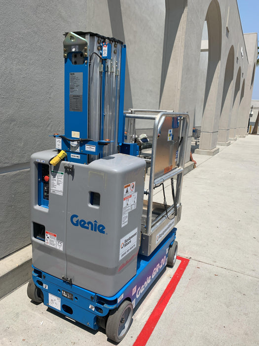 2021 GENIE GR-20