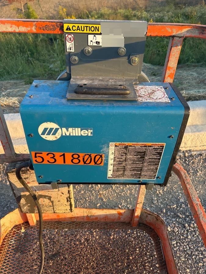 2025 MILLER ELECTRIC CST-282