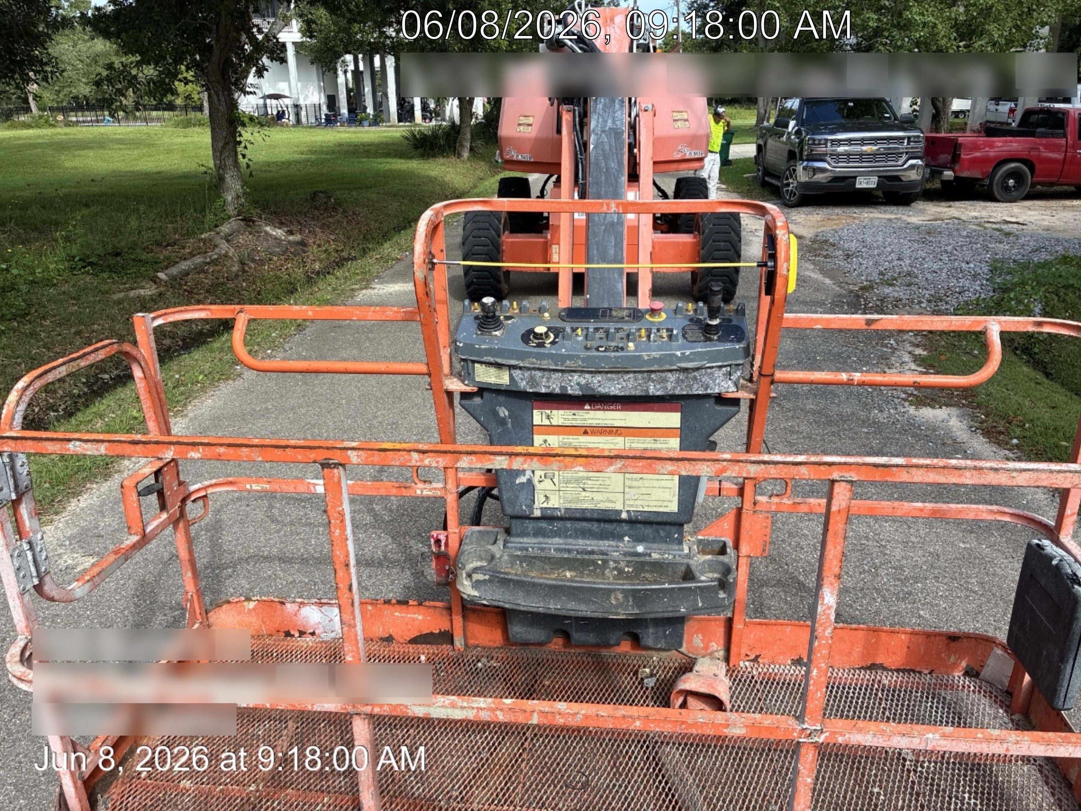 2020 JLG 660SJ