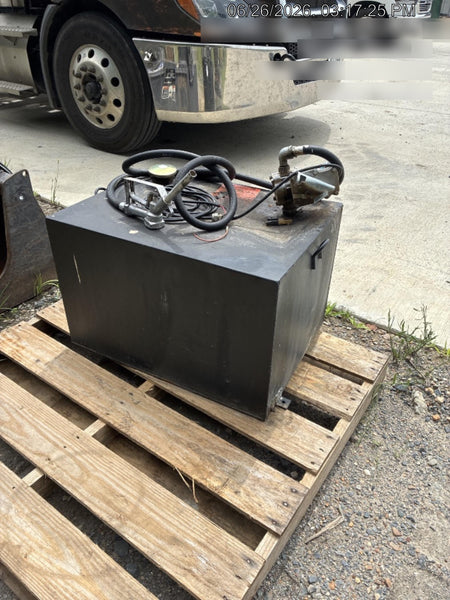 2025 TRADESMAN 55 Rect Tank