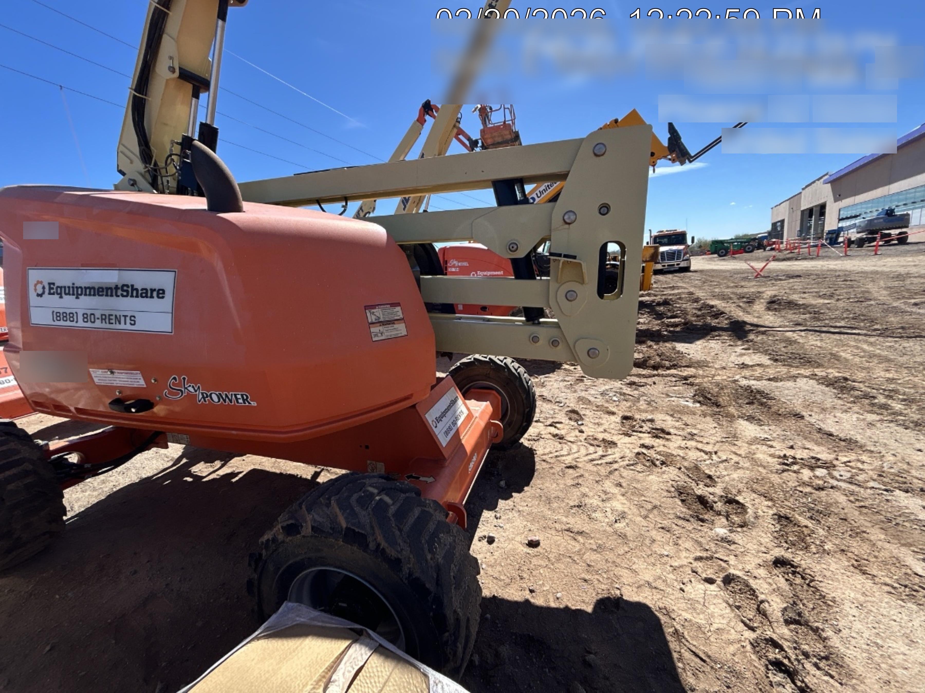 2019 JLG 450AJ