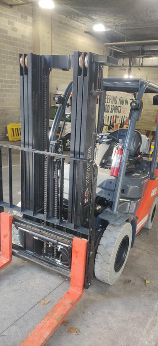 2022 TOYOTA 50-8FGU25