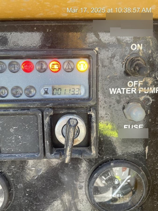 2023 Vac-Tron LP573XDT T4 Koehler Diesel Engine, 500 Gallon Debris Tank, x2 100 Gallon Water Tanks