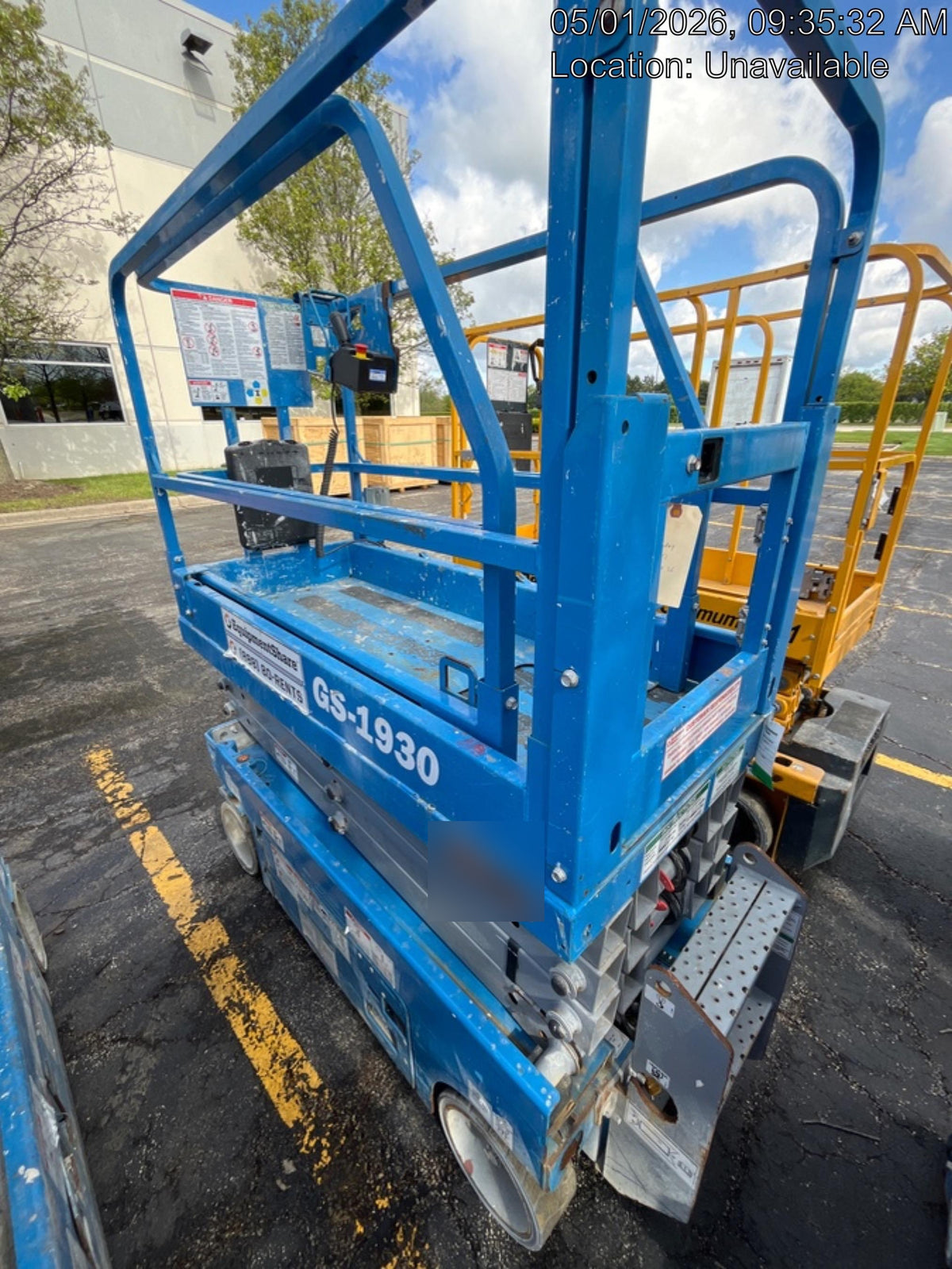 2020 Genie GS-1930 Solid Non Marking Tires, Beacon, Folding rails with half height swing gate