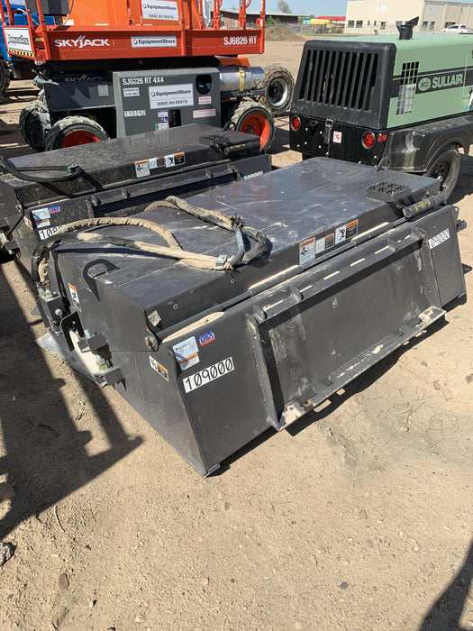 2020 PALADIN Sweepster SB72