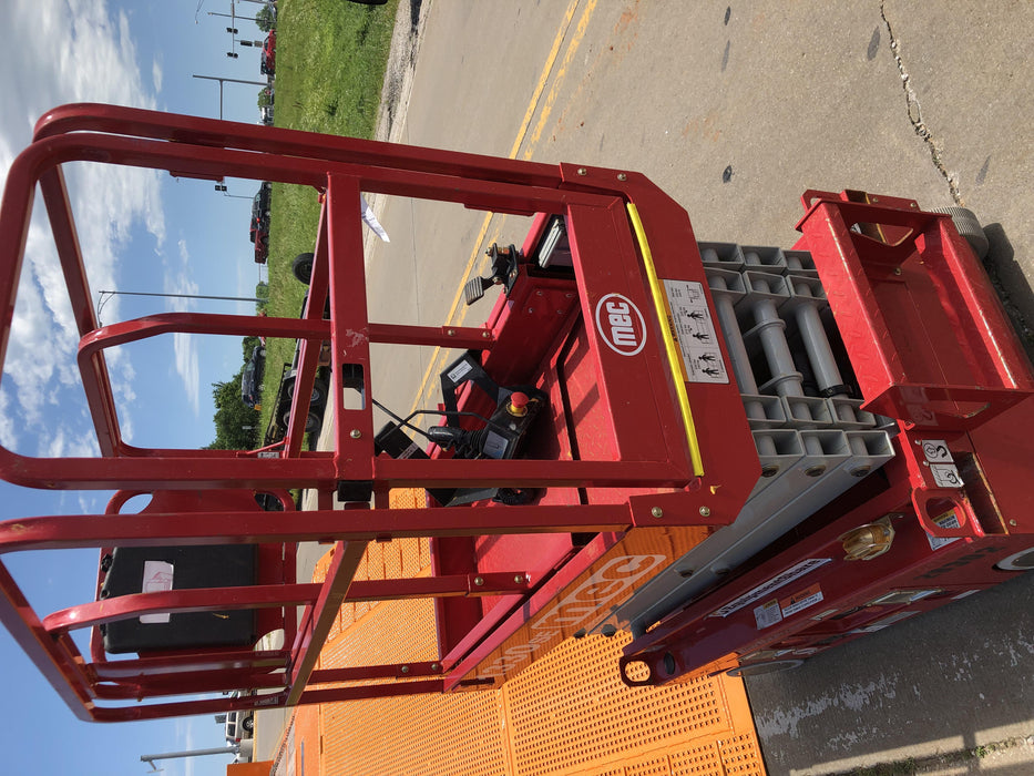 2019 MEC 1330SE Standard Options