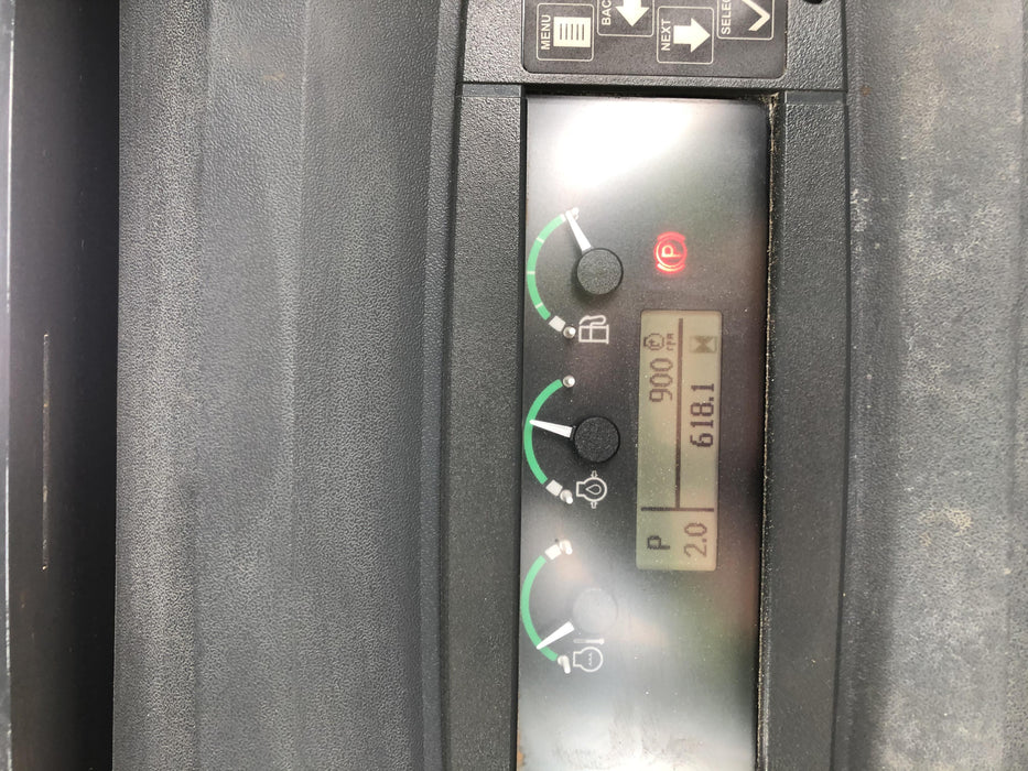 2019 JOHN DEERE 700K