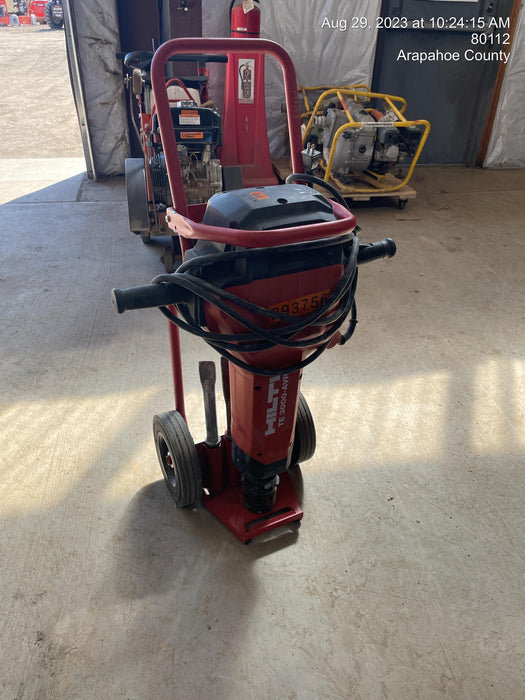 2023 HILTI TE 3000-AVR
