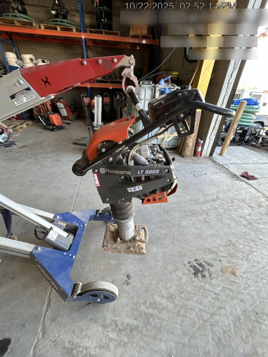 2025 HUSQVARNA LT5005