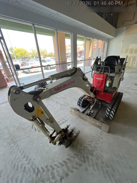 2023 TAKEUCHI TB210R