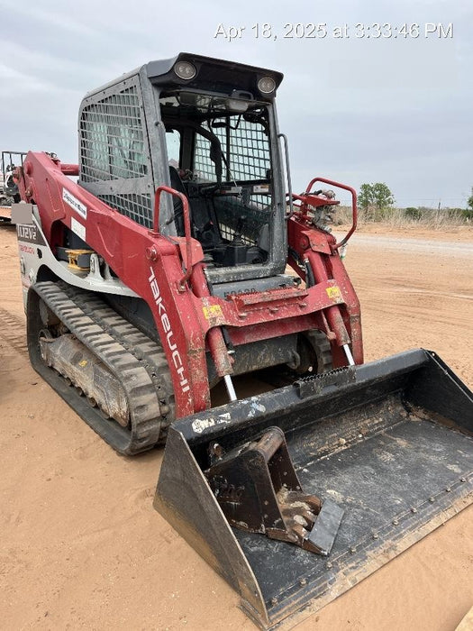 2019 Takeuchi TL12V2C ROPS/FOPS Cab, Heat/AC, Defroster, Rubber Tracks, Back-up Alarm, Front & Rear Working Lights, Auxiliary Hydraulics, Two-Speed Travel, Electronic Monitoring System, Hydraulic Universal Quick Hitch w/80" HD Smooth Dirt Bucket with Bolt-on Edge, 24.0 cu ft. Capacity