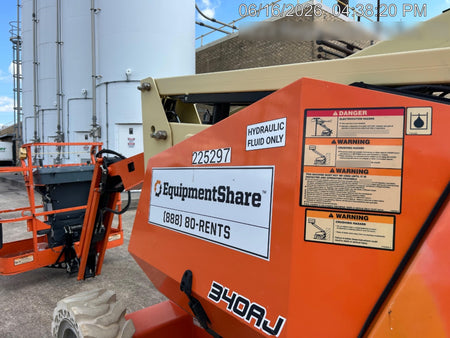 2022 JLG 340AJ