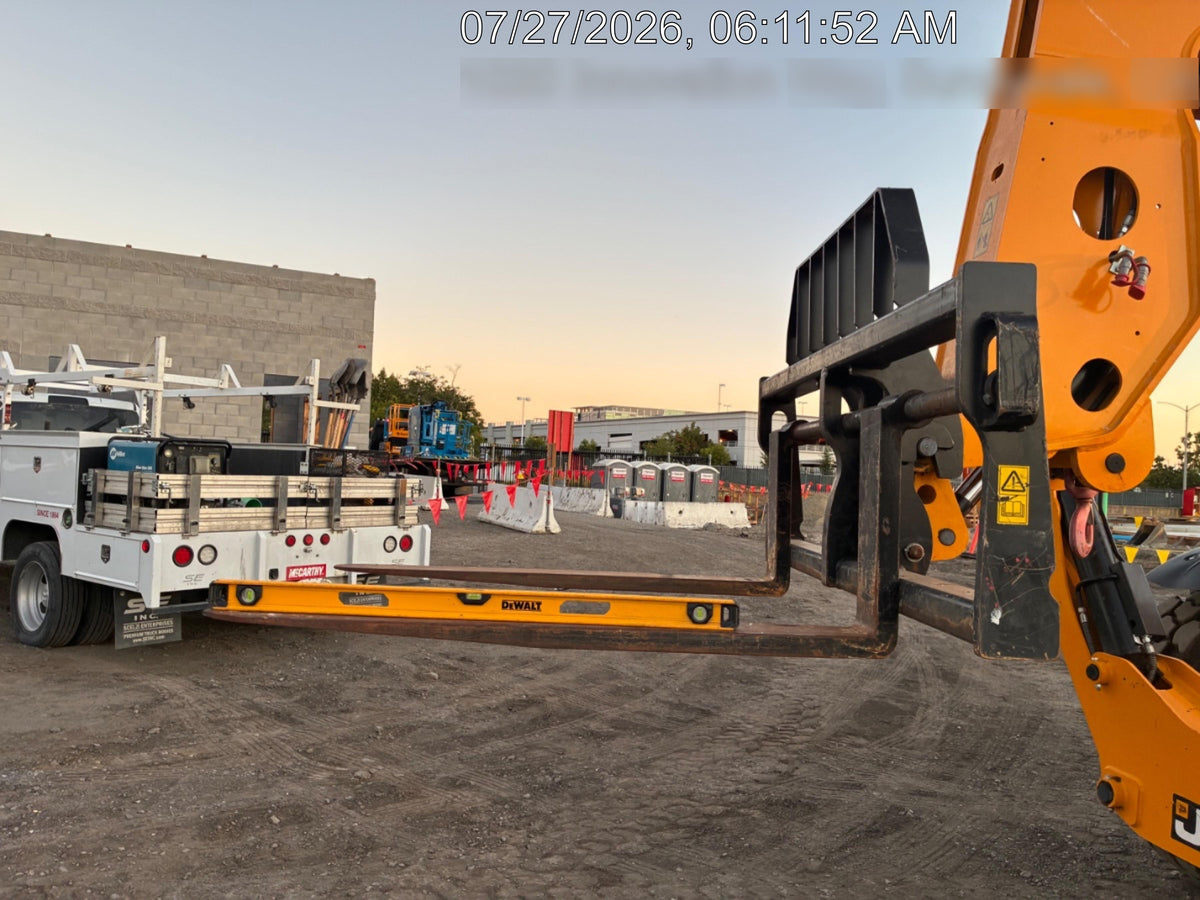 2025 JCB 510-56