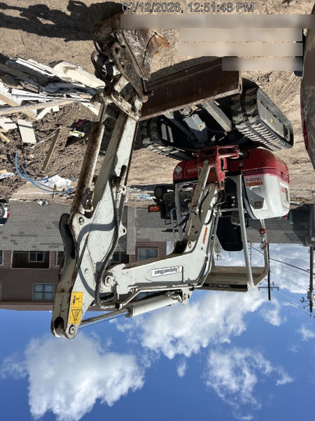 2021 TAKEUCHI TB235-2R