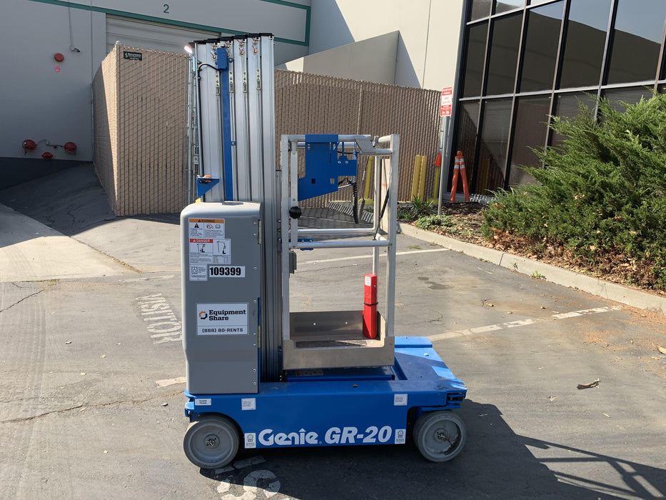 2020 GENIE GR-20