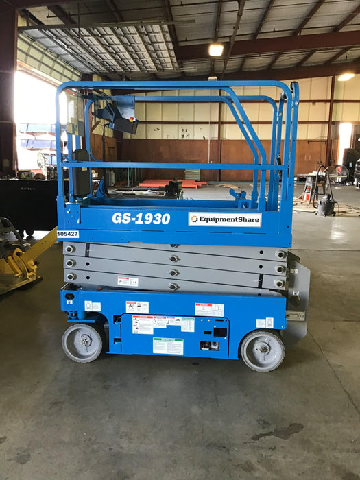 2020 Genie GS-1930 Fixed rails with chain entry gate - Pre A92.20, 800W Inverter